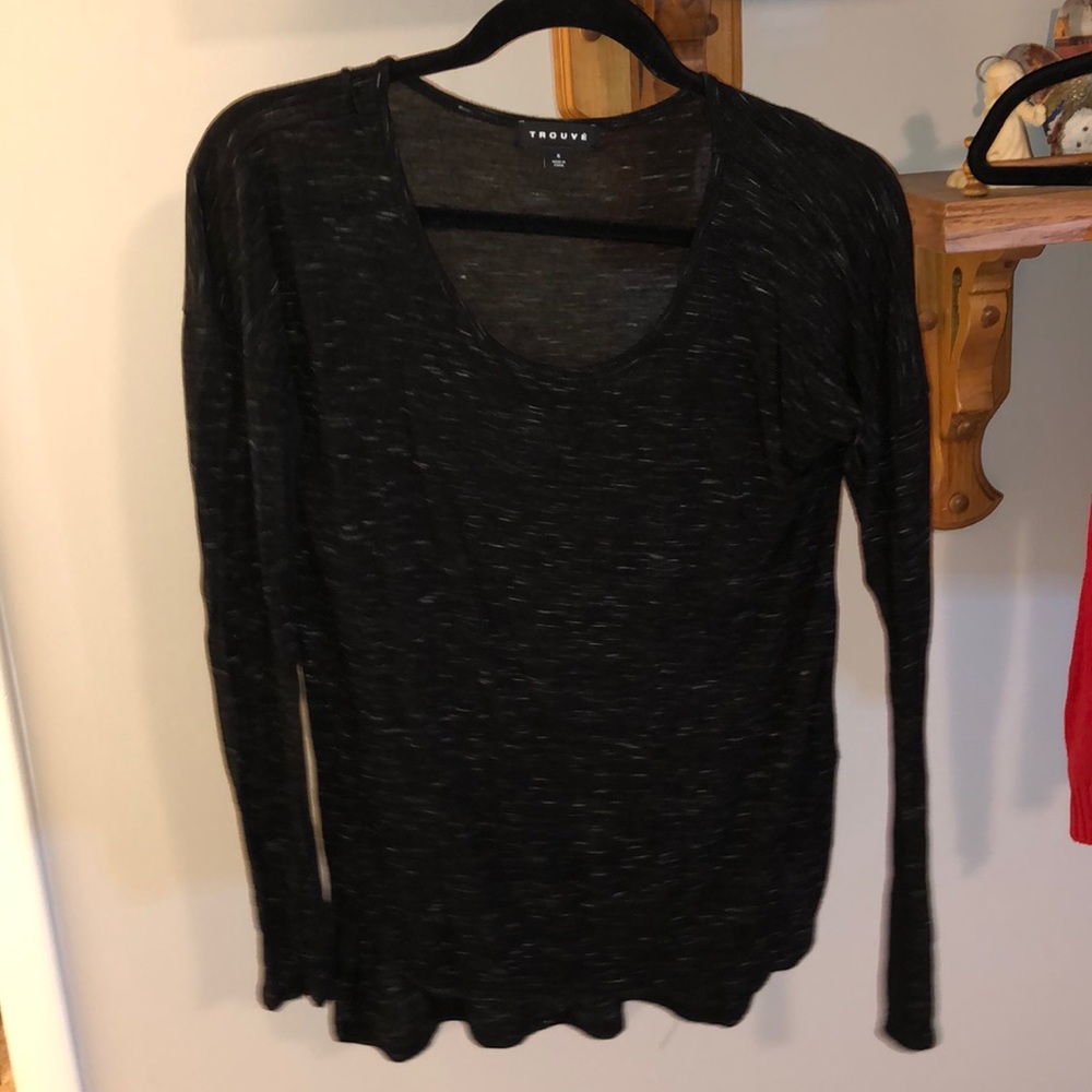 Black and white long sleeve shirt